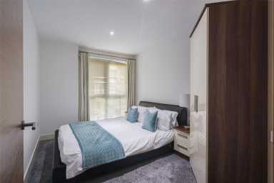 Bromyard Avenue, East Acton - W3 view 6