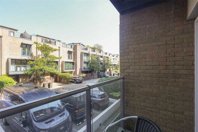2 bedrooms apartments/flats to sale in Bromyard Avenue, East Acton-image 9