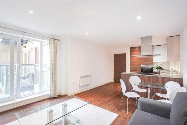 2 bedroom flat for Sale in Bromyard Avenue, East Acton, W3, London