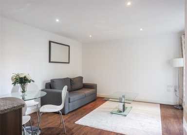 Bromyard Avenue, East Acton - W3 view 15