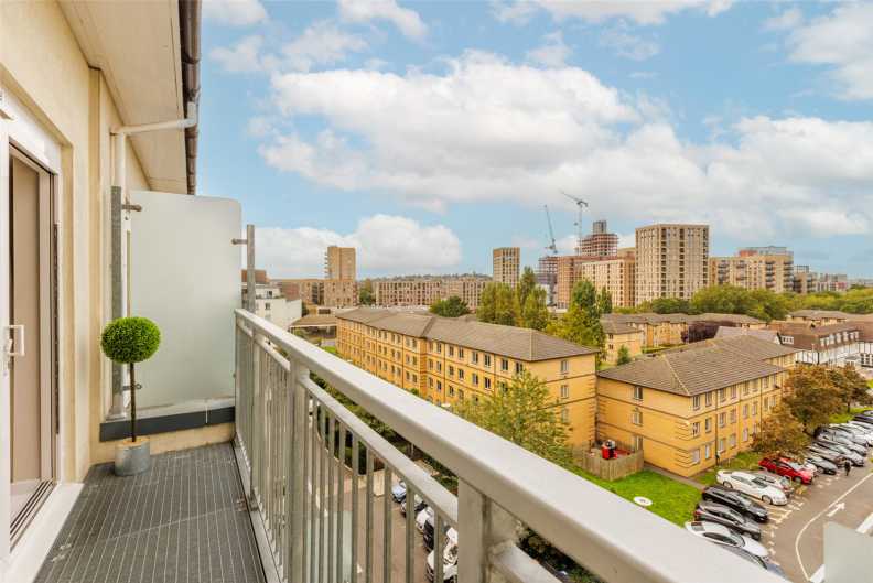 2 bedrooms apartments/flats for sale in Heritage Avenue, Beaufort Park, Colindale - NW9 view 3