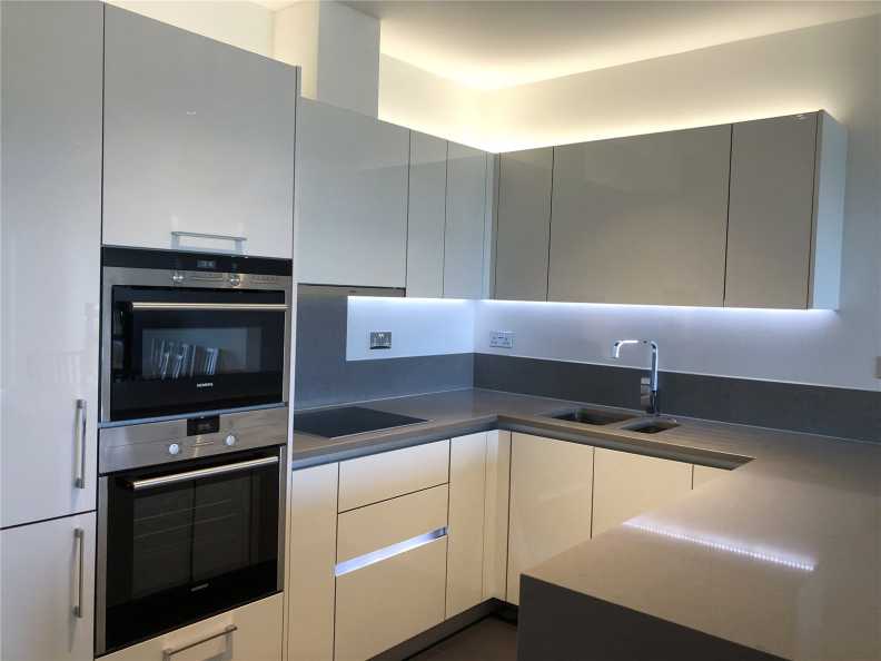 2 bedrooms apartments/flats to sale in Longfield Avenue, Dickens Yard, Ealing-image 3