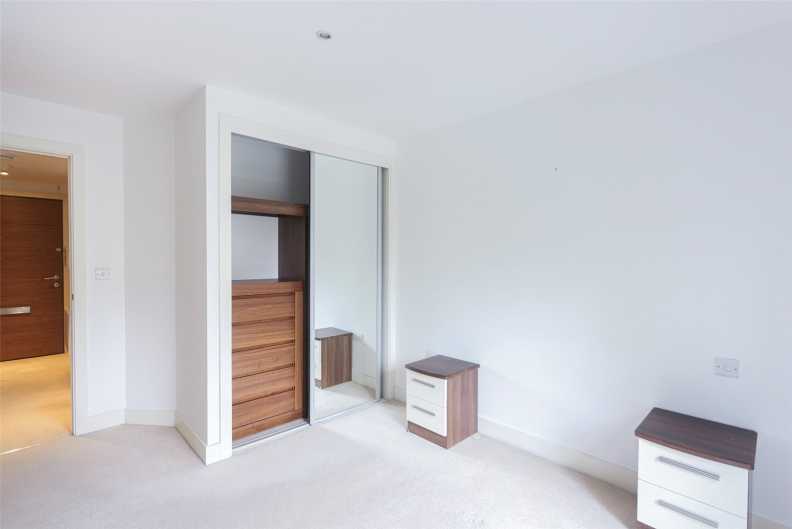 1 bedroom apartments/flats to sale in Bromyard Avenue, East Acton-image 3