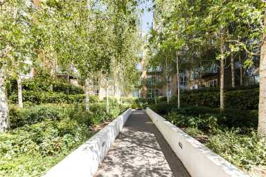 Bromyard Avenue, East Acton - W3 view 16