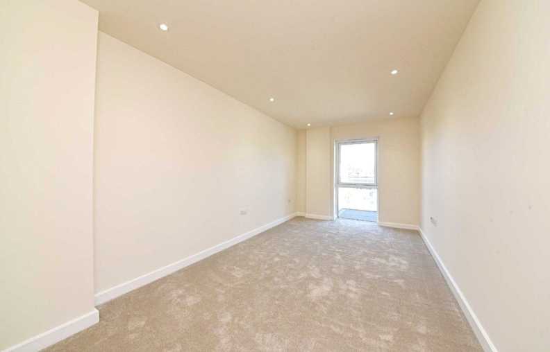 2 bedrooms apartments/flats to sale in Beaufort Square, Beaufort Park, Colindale-image 6
