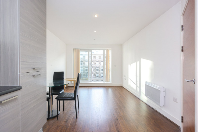 1 bedroom apartments/flats to sale in Bromyard Avenue, Acton-image 4