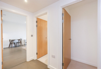 Lismore Boulevard, Colindale Gardens - NW9 view 11