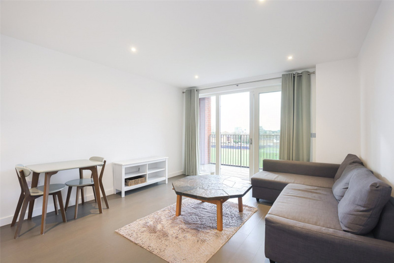 2 bedrooms apartments/flats for sale in Lismore Boulevard, Colindale Gardens - NW9 view 8