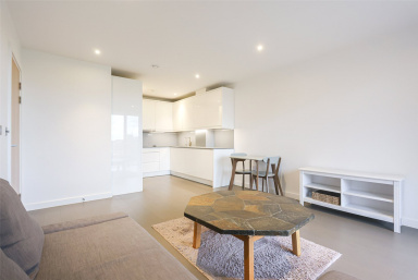 Lismore Boulevard, Colindale Gardens - NW9 view 9