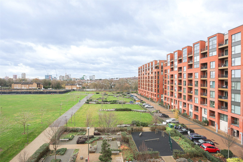 2 bedrooms apartments/flats for sale in Lismore Boulevard, Colindale Gardens - NW9 view 25