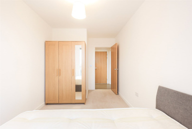 Lismore Boulevard, Colindale Gardens - NW9 view 18