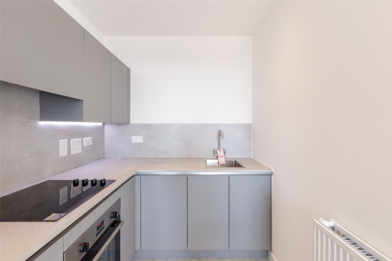 1 bedroom apartments/flats to sale in Shearwater Drive, West Hendon-image 11