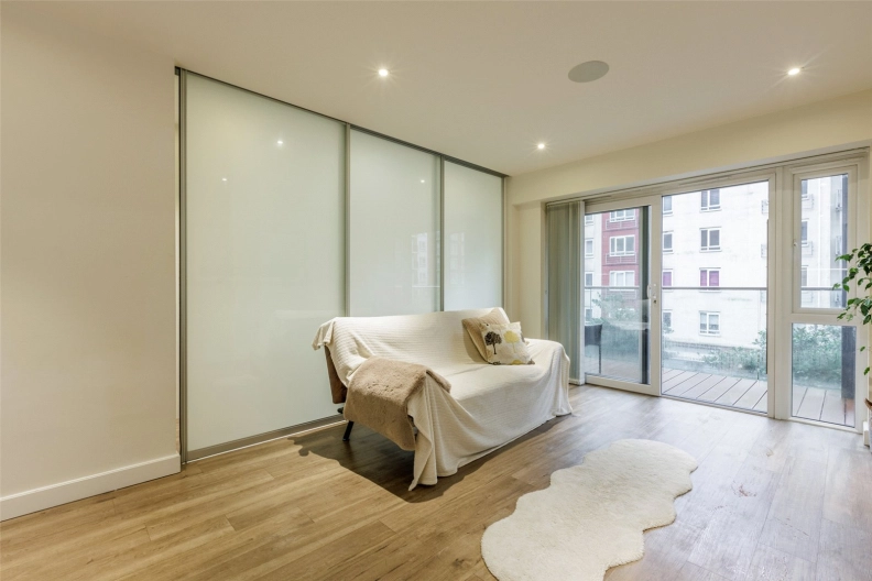 1 bedroom apartments/flats to sale in Boulevard Drive, Beaufort Park, Colindale-image 9