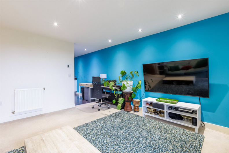 1 bedroom apartments/flats for sale in Nobel Close, Pulse, Colindale - NW9 view 2