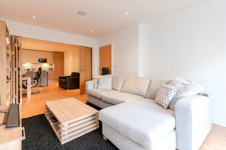 1 bedroom apartments/flats to sale in Heritage Avenue, Beaufort Park, Colindale-image 1