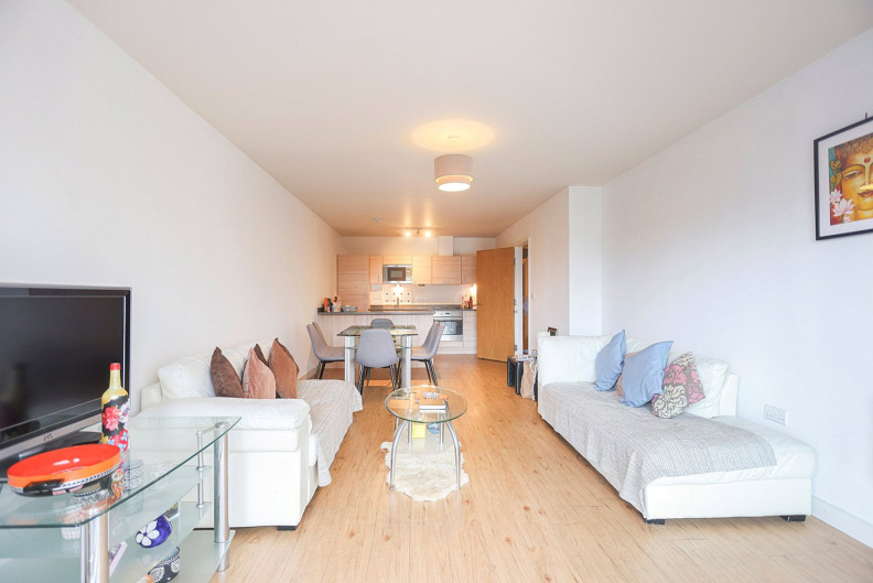 2 bedrooms apartments/flats for sale in Heritage Avenue, Beaufort Park, Colindale - NW9 view 11