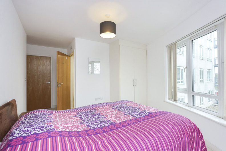 2 bedrooms apartments/flats for sale in Heritage Avenue, Beaufort Park, Colindale - NW9 view 16