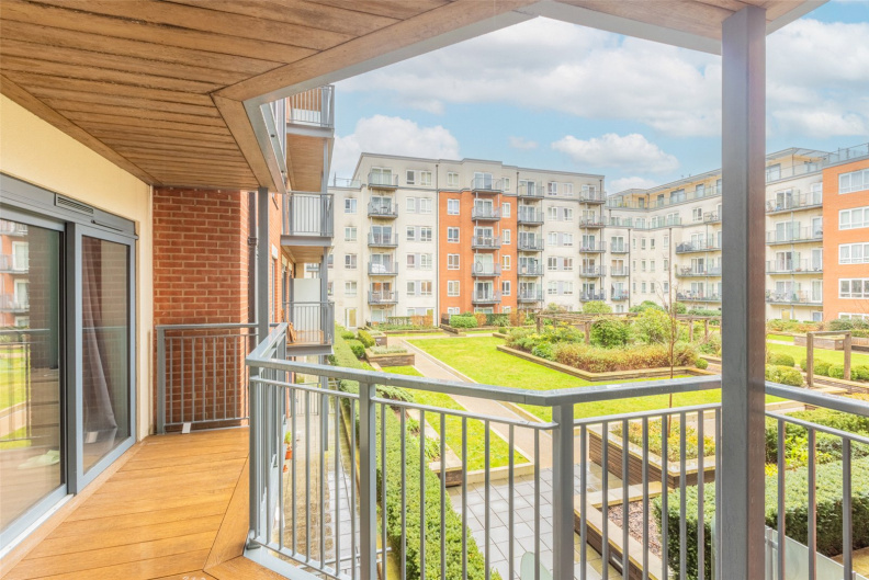 2 bedrooms apartments/flats to sale in East Drive, Beaufort Park, Colindale-image 2