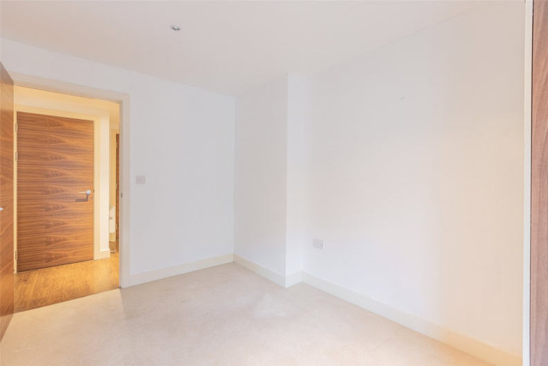 2 bedroom flat for Sale in Bromyard Avenue, Acton, W3, London