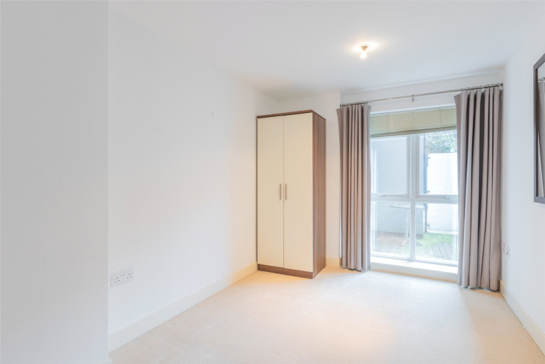 2 bedroom flat for Sale in Bromyard Avenue, Acton, W3, London