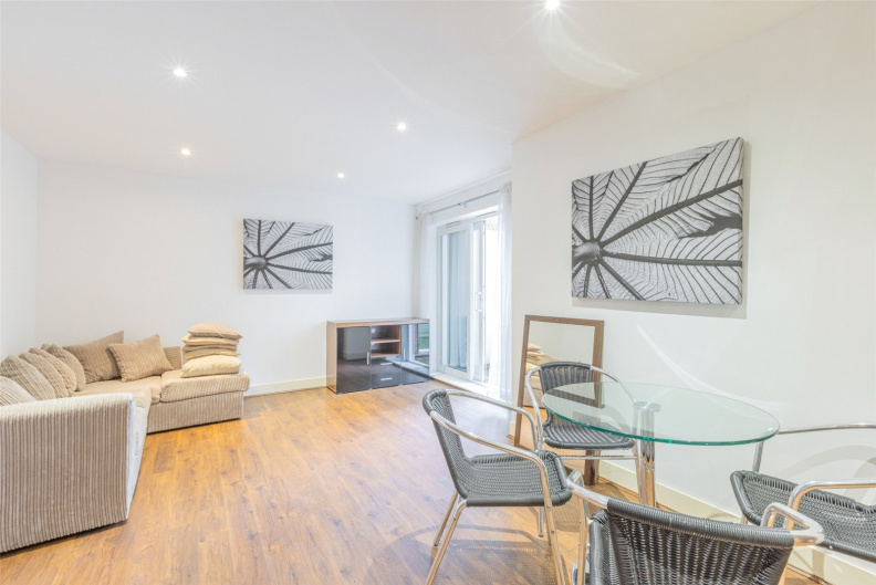 2 bedroom flat for Sale in Bromyard Avenue, Acton, W3, London