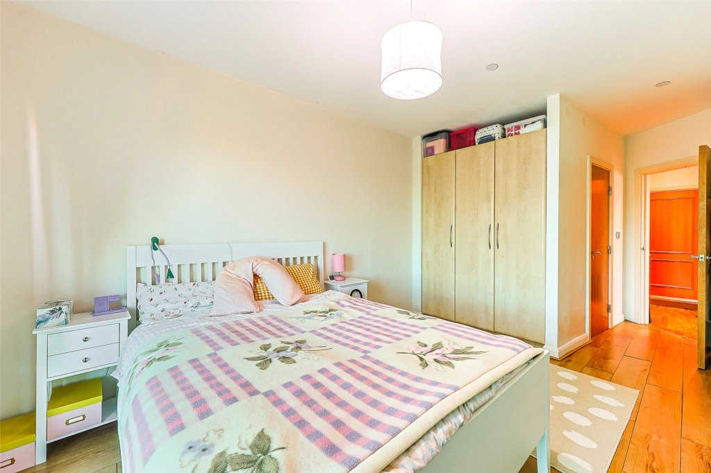 2 bedrooms apartments/flats for sale in Uxbridge Road, Ealing - W5 view 8