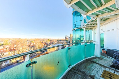 Uxbridge Road, Ealing - W5 view 14