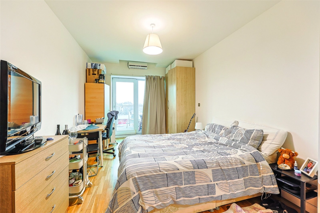 3 bedrooms apartments/flats for sale in Uxbridge Road, Ealing - W5 view 6