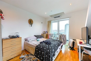 Uxbridge Road, Ealing - W5 view 9