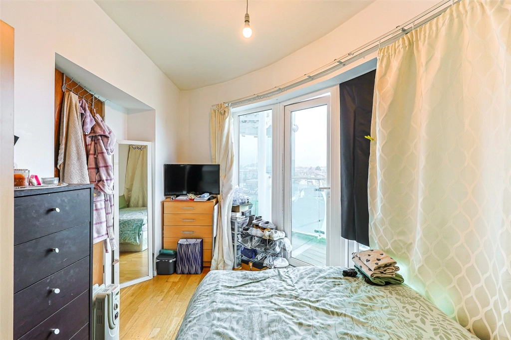 3 bedrooms apartments/flats for sale in Uxbridge Road, Ealing - W5 view 15