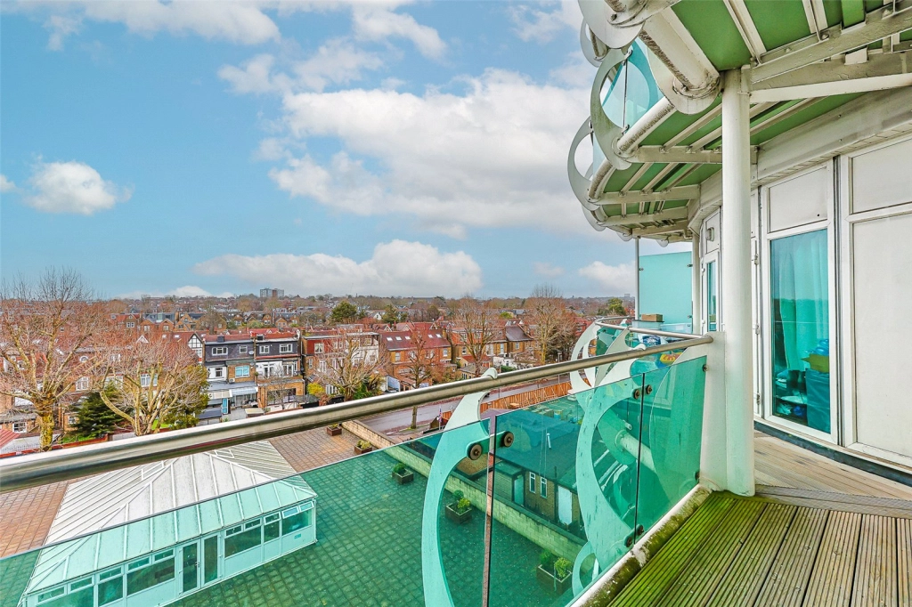3 bedrooms apartments/flats for sale in Uxbridge Road, Ealing - W5 view 18