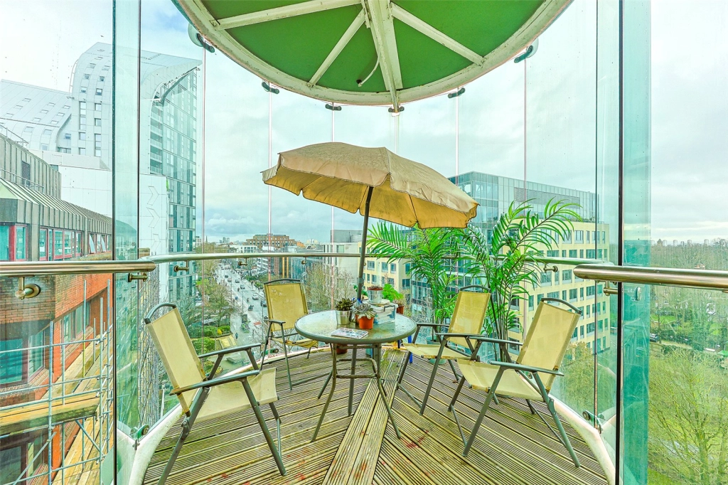 2 bedrooms apartments/flats for sale in Uxbridge Road, Ealing - W5 view 9