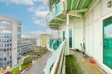 Uxbridge Road, Ealing - W5 view 14