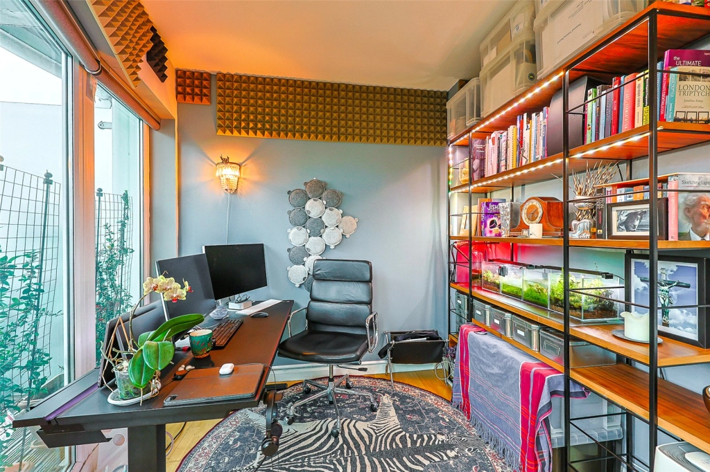 2 bedrooms apartments/flats for sale in Uxbridge Road, Ealing - W5 view 4