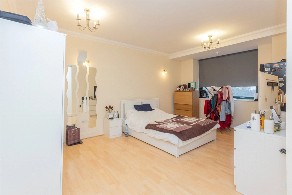 2 bedrooms apartments/flats for sale in Brunswick Road, Ealing - W5 view 3