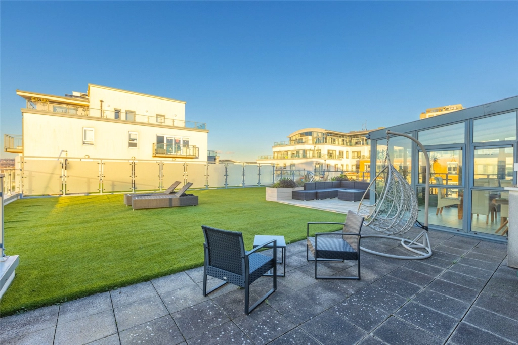 2 bedrooms apartments/flats for sale in Heritage Avenue, Beaufort Park, Colindale - NW9 view 2