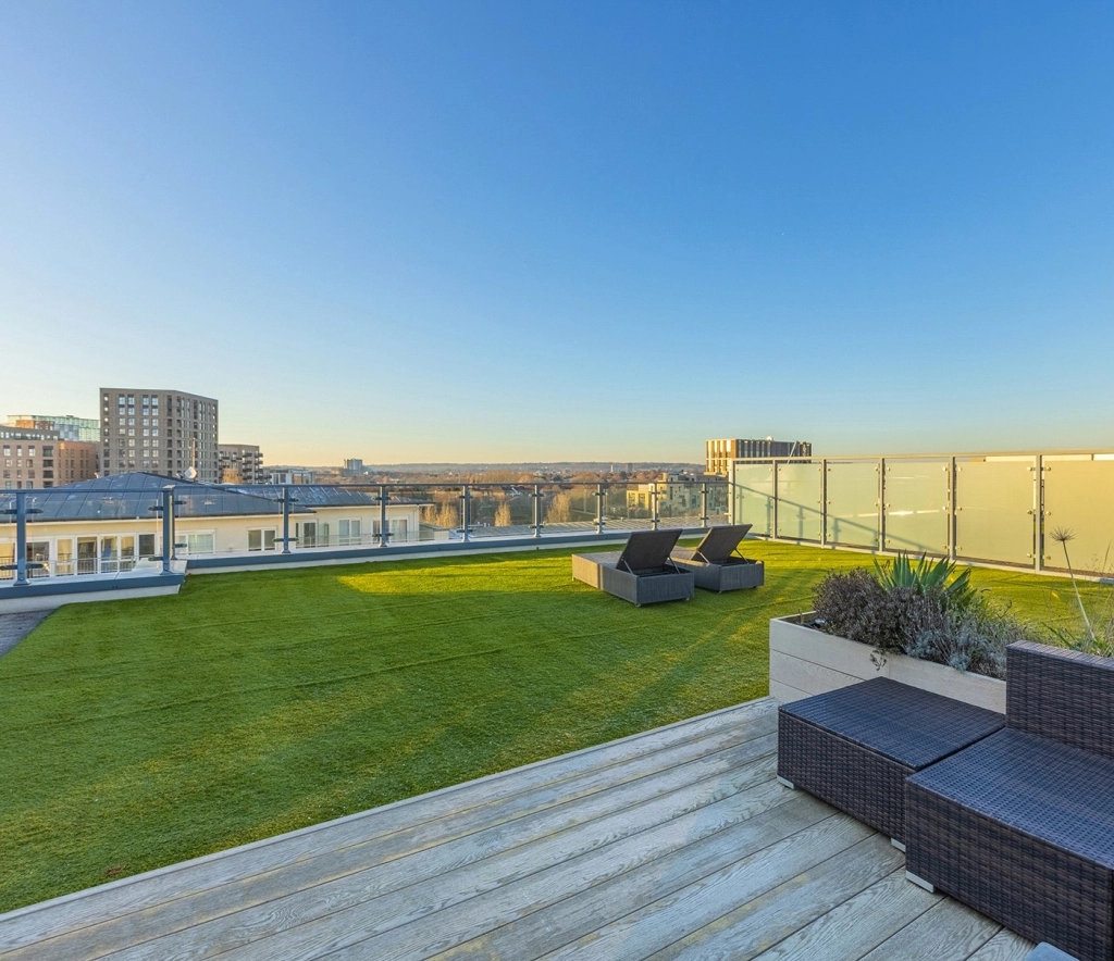 2 bedrooms apartments/flats for sale in Heritage Avenue, Beaufort Park, Colindale - NW9 view 20