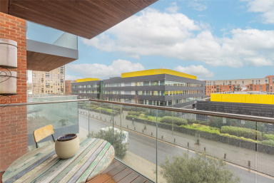 Aerodrome Road, Beaufort Park, Colindale - NW9 view 5