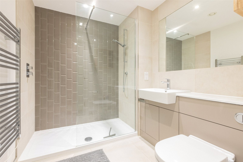 1 bedroom apartments/flats for sale in Aerodrome Road, Beaufort Park, Colindale - NW9 view 4