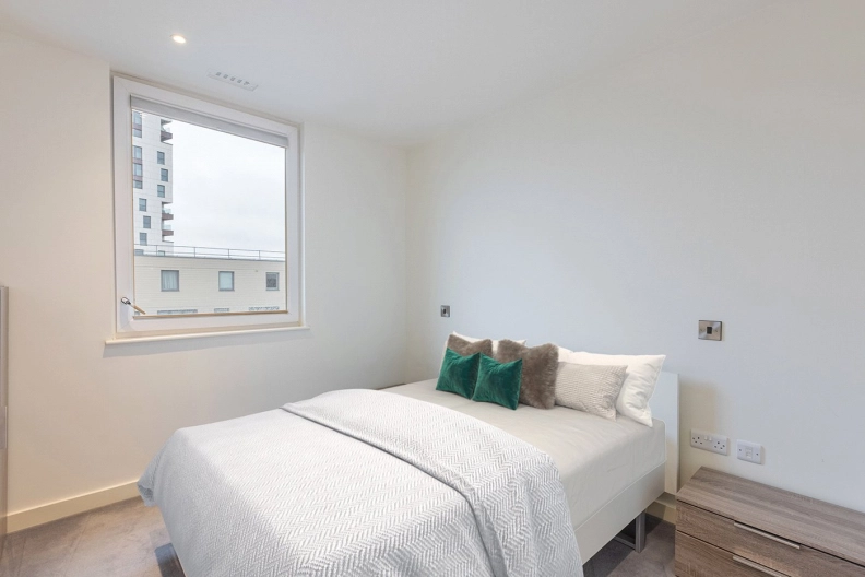 2 bedrooms apartments/flats to sale in Capitol Way, Colindale-image 7