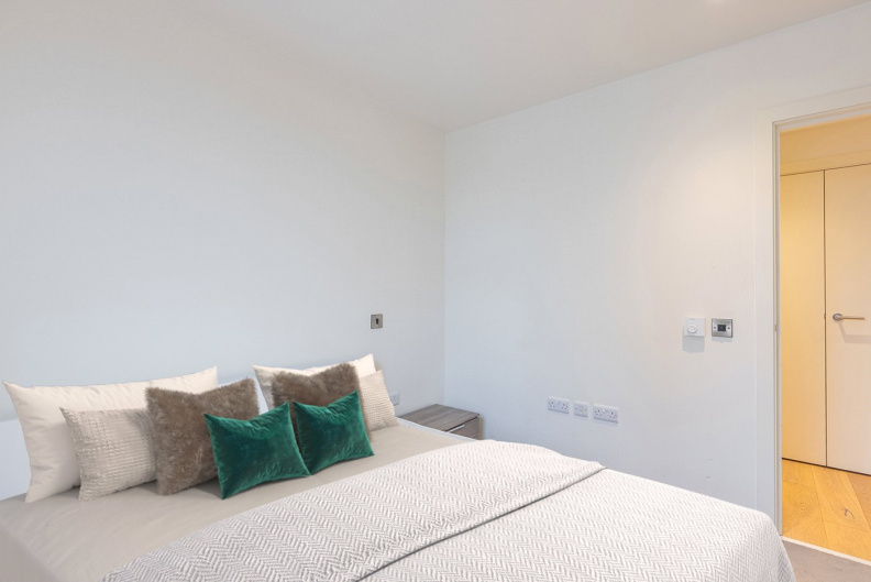2 bedrooms apartments/flats for sale in Capitol Way, Colindale - NW9 view 11