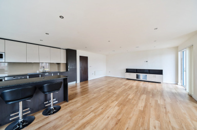 Aerodrome Road, London - NW9 view 5