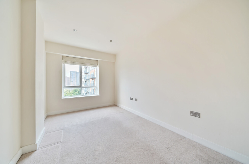 2 bedrooms apartments/flats for sale in Aerodrome Road, London - NW9 view 4