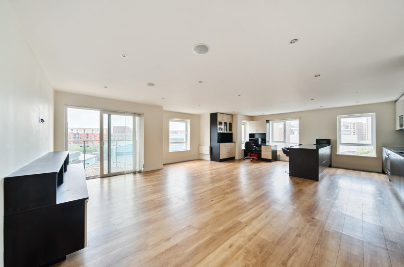 2 bedrooms apartments/flats for sale in Aerodrome Road, London - NW9 view 17