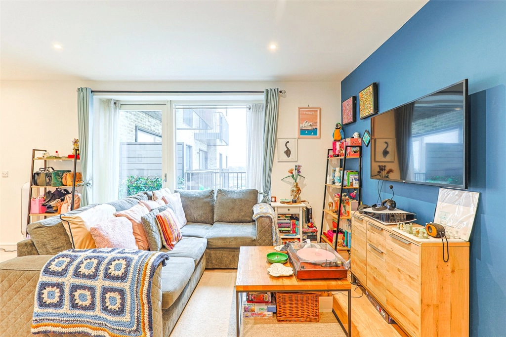 Studio apartments/flats for sale in Accolade Avenue, Southall - UB1 view 3