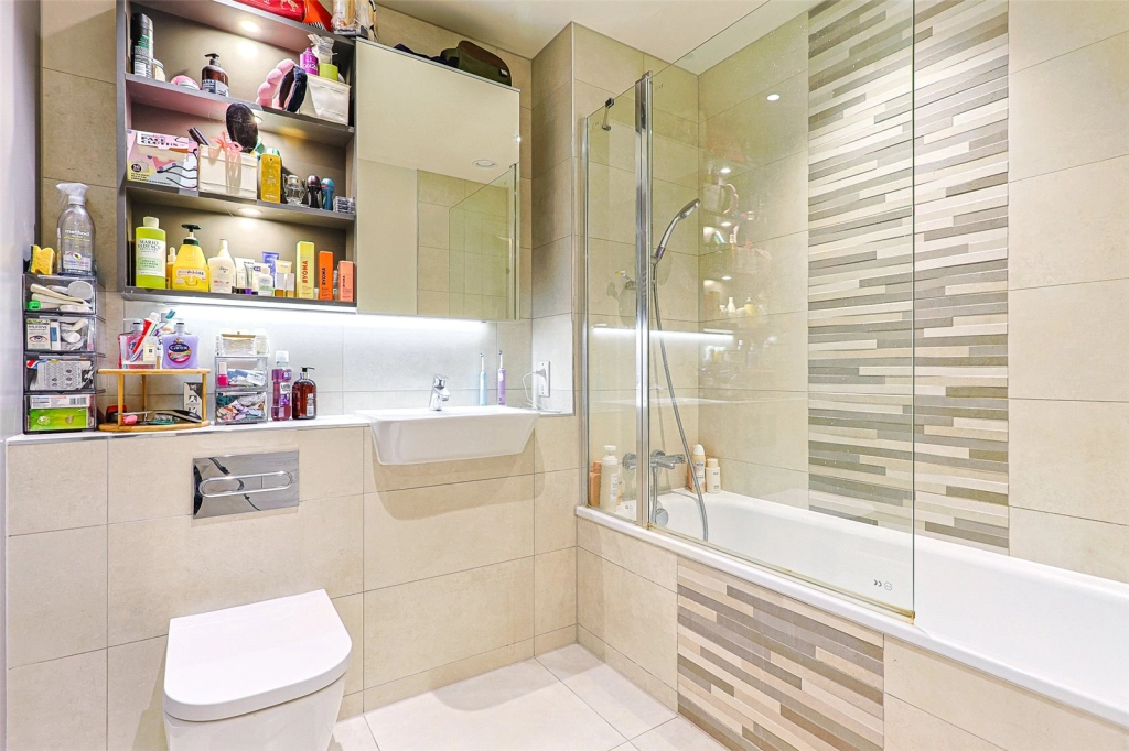 Studio apartments/flats for sale in Accolade Avenue, Southall - UB1 view 7