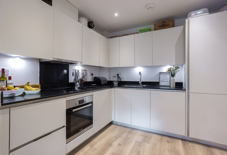 1 bedroom apartments/flats to sale in Longfield Avenue, Ealing-image 3