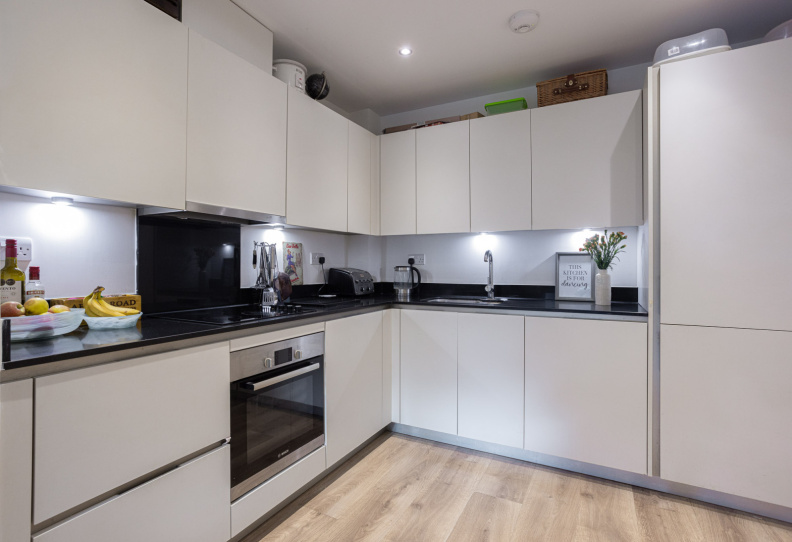 1 bedroom apartments/flats to sale in Longfield Avenue, Ealing-image 4