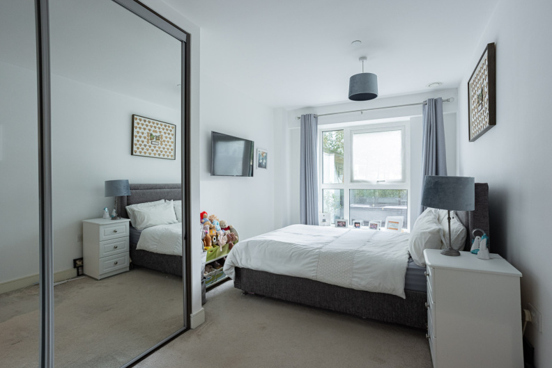 1 bedroom apartments/flats to sale in Longfield Avenue, Ealing-image 2