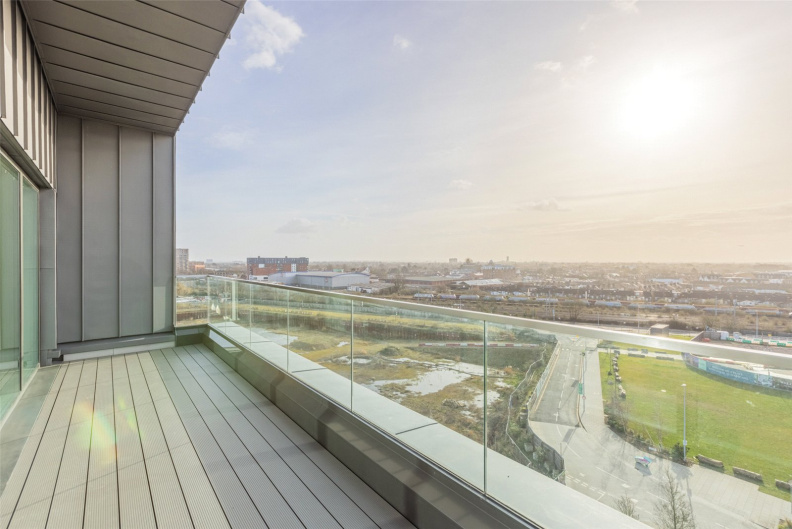 3 bedrooms apartments/flats to sale in Accolade Avenue, Southall-image 10